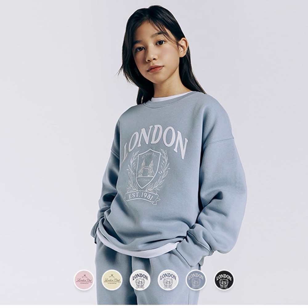 London England Women's Blue Crew Neck Sweater